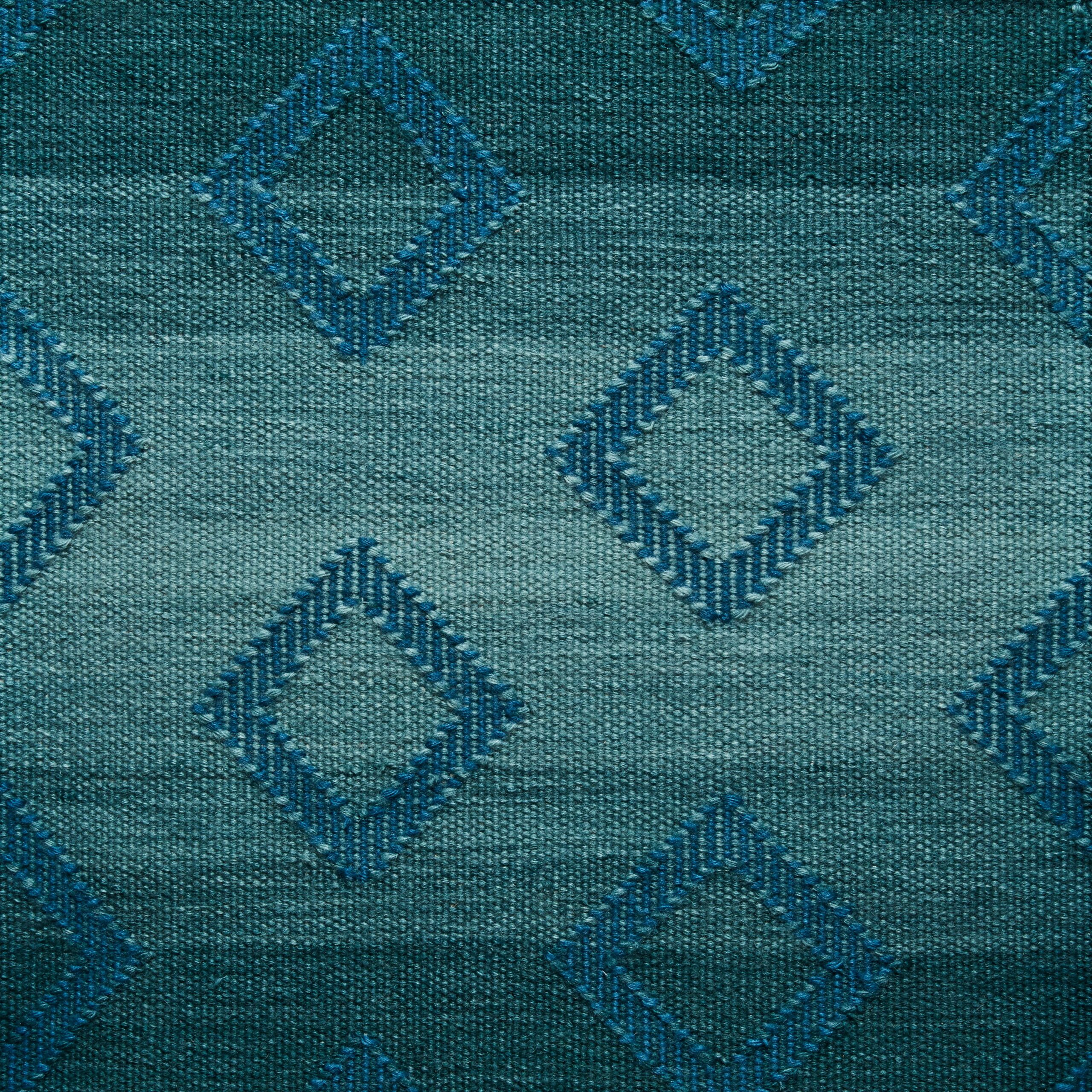 Elizabeth’s Cloth Floating Checks Group Elizabeth Eakins